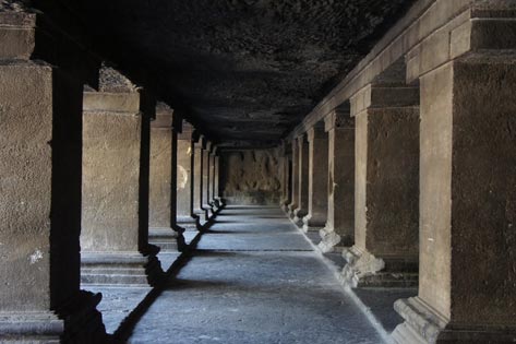 pataleshwar cave temple